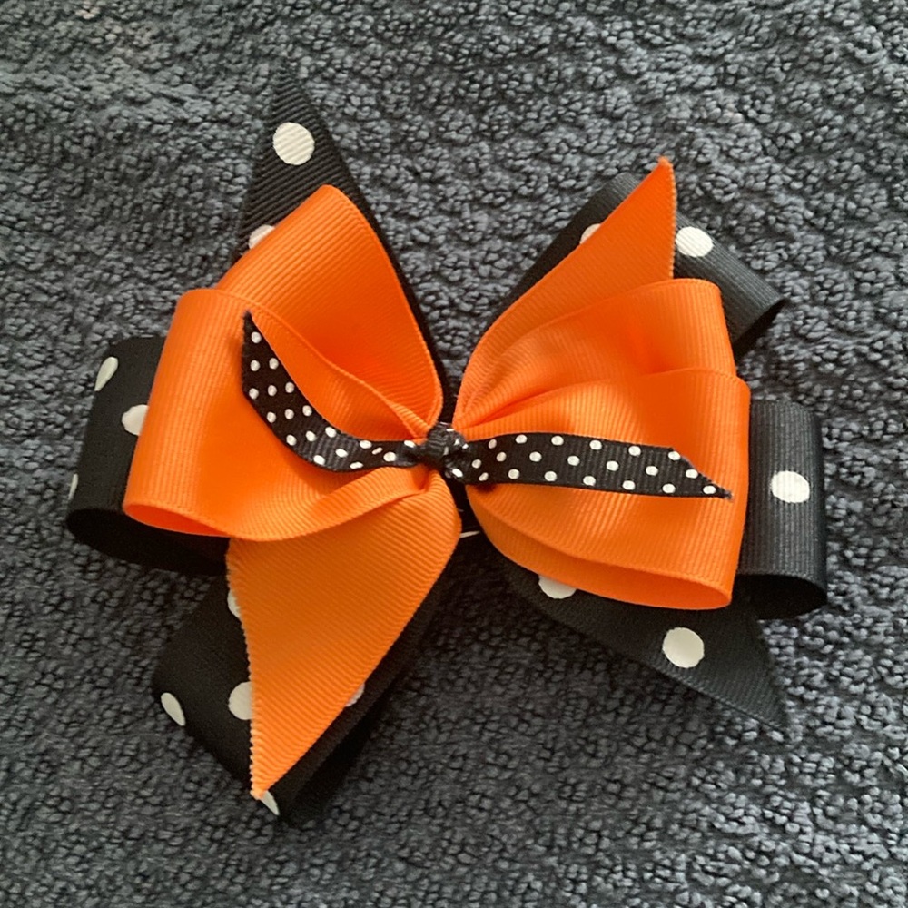 Halloween or orange and black hair bow
